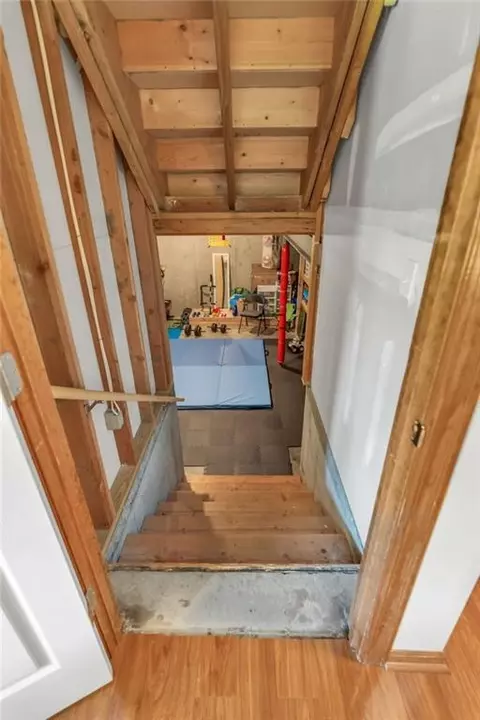 Entry Way - 16631 Ruby Ct, Basehor, KS 66007 photo 6 of 6
