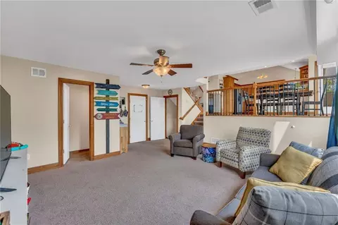 Living - 16631 Ruby Ct, Basehor, KS 66007 photo 2 of 2