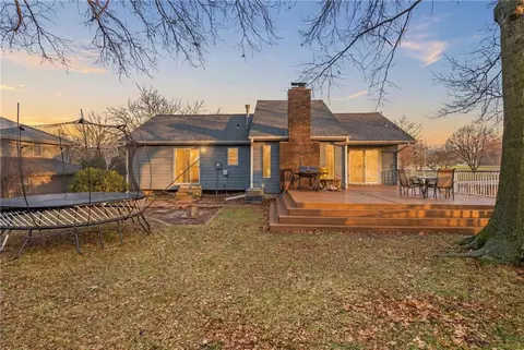 Exterior - 3502 NW Lake Dr, Lees Summit, MO 64064 photo 9 of 10