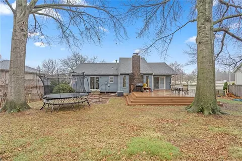 Exterior - 3502 NW Lake Dr, Lees Summit, MO 64064 photo 7 of 10