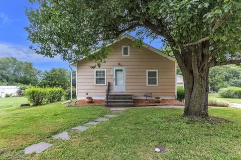 2319 Excello Dr, Saint Joseph, MO 64503