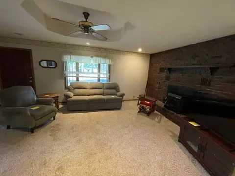 Living - 404 E Hector Ave, Arma, KS 66712 photo 2 of 2