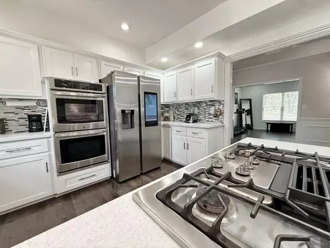 Kitchen - 18976 S 1485 Rd, Nevada, MO 64772 photo 5 of 12