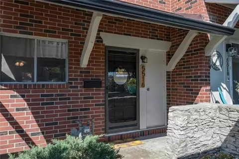 5516 W 97th St, Overland Park, KS 66207