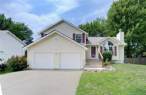 8706 N Carson Ave, Kansas City, MO 64153