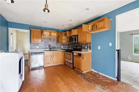 Kitchen - 1201 S 5th St, Atchison, KS 66002 photo 1 of 2