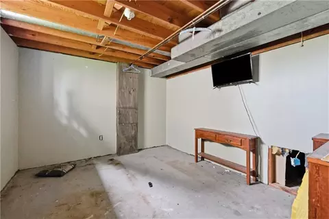 Bedroom - 1201 S 5th St, Atchison, KS 66002 photo 6 of 6