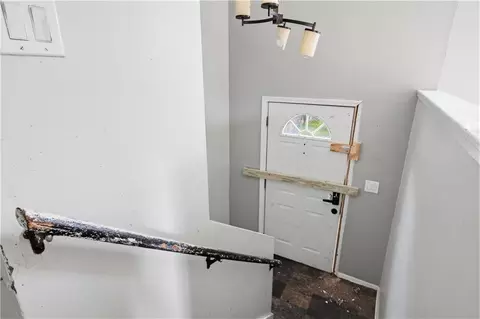 Entry Way - 1201 S 5th St, Atchison, KS 66002 photo 1 of 1