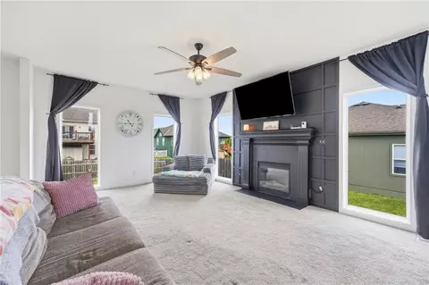 Living - 16912 Summit Dr, Belton, MO 64012 photo 2 of 2