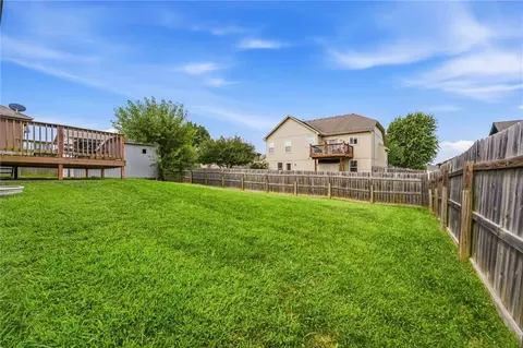 Exterior - 16912 Summit Dr, Belton, MO 64012 photo 4 of 11