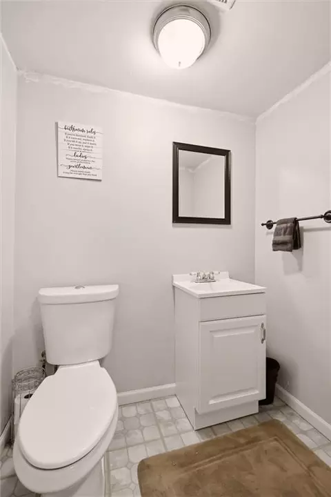 Bath - 20409 E Millhaven St, Independence, MO 64056 photo 2 of 2