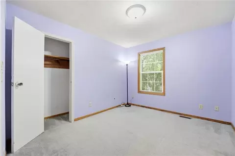 Bedroom - 1109 E Gudgell Ave, Independence, MO 64055 photo 5 of 7