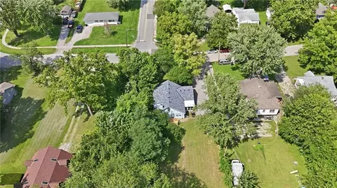 View/Area - 1109 E Gudgell Ave, Independence, MO 64055 photo 4 of 4