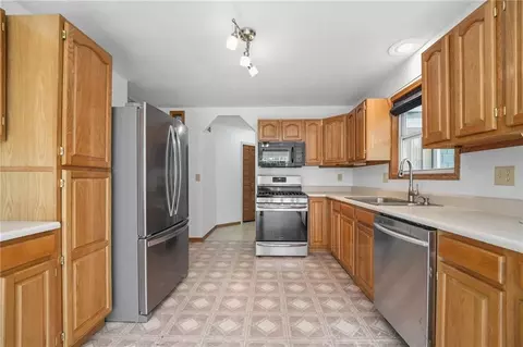 Kitchen - 1109 E Gudgell Ave, Independence, MO 64055 photo 2 of 3