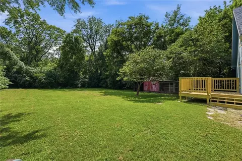 Exterior - 1109 E Gudgell Ave, Independence, MO 64055 photo 5 of 10