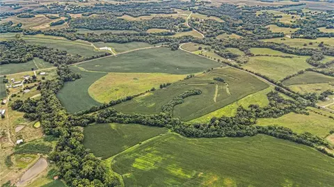 V Highway, Dearborn, MO 64439 photo 10