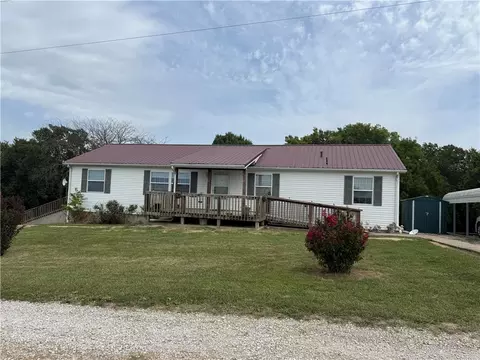 160 NW 1415p Rd, Urich, MO 64788