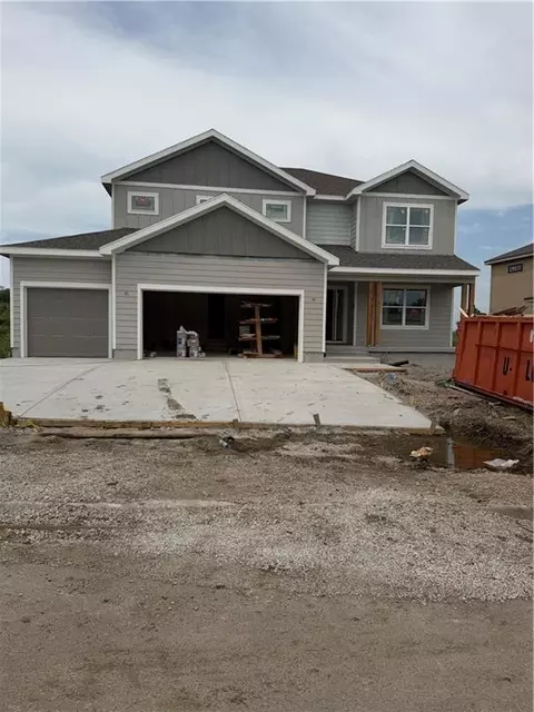 Exterior - 834 Reed Dr, Raymore, MO 64083 photo 3 of 3