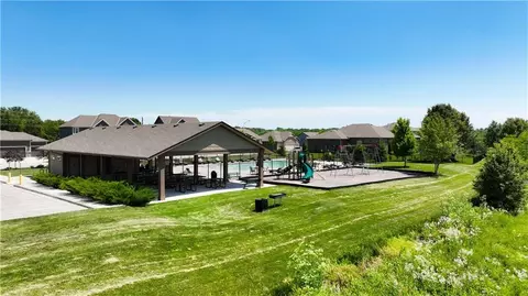Other - 808 Glenn Cir, Raymore, MO 64083 photo 16 of 18