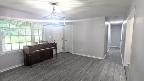 Entry Way - 4002 S Hocker Ave, Independence, MO 64055 photo 1 of 3