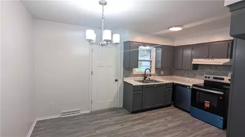 Other - 4002 S Hocker Ave, Independence, MO 64055 photo 9 of 18