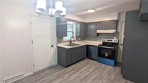 Other - 4002 S Hocker Ave, Independence, MO 64055 photo 6 of 18