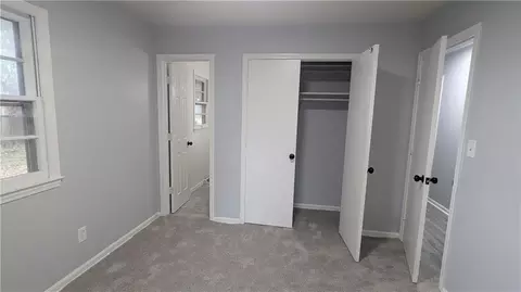 Bedroom - 4002 S Hocker Ave, Independence, MO 64055 photo 6 of 6