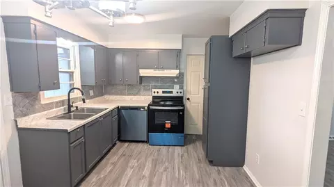 Kitchen - 4002 S Hocker Ave, Independence, MO 64055 photo 1 of 2
