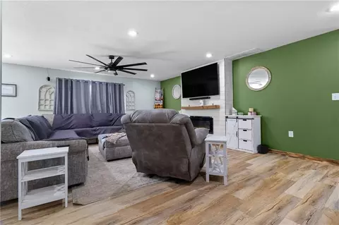 Living - 395 NW 1101st Rd, Centerview, MO 64019 photo 2 of 2
