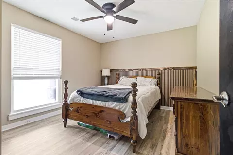 Bedroom - 395 NW 1101st Rd, Centerview, MO 64019 photo 7 of 8