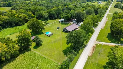 View/Area - 395 NW 1101st Rd, Centerview, MO 64019 photo 2 of 11