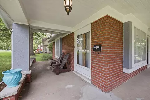 Exterior - 200 E Main St, Odessa, MO 64076 photo 6 of 7