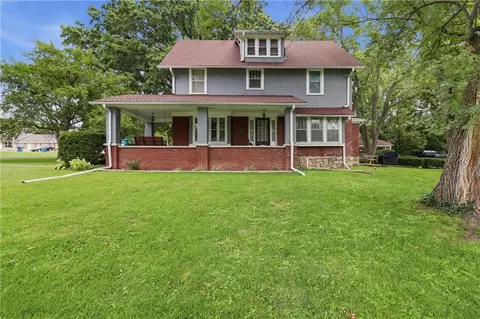 200 E Main St, Odessa, MO 64076