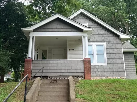 1418 6th Ave, Leavenworth, KS 66048