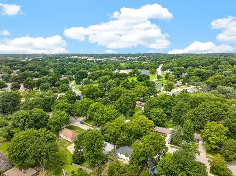 View/Area - 15309 E 44th Ter, Independence, MO 64055 photo 1 of 4