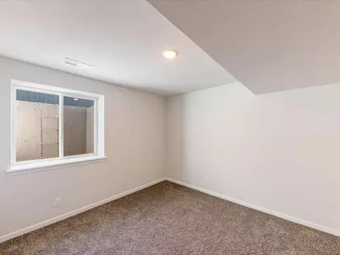 Bedroom - 817 Shane Ct, Belton, MO 64012 photo 7 of 8