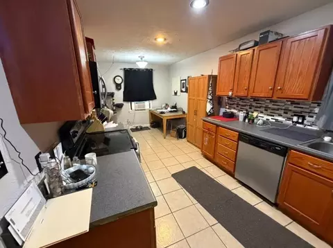 Kitchen - 8200 E 133rd Ter, Grandview, MO 64030 photo 2 of 2