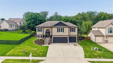15335 NW 131st St, Platte City, MO 64079