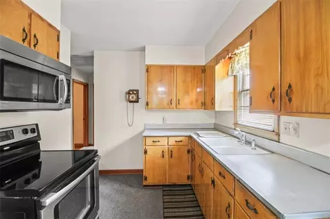 Kitchen - 517 E Angus St, Independence, MO 64055 photo 1 of 3