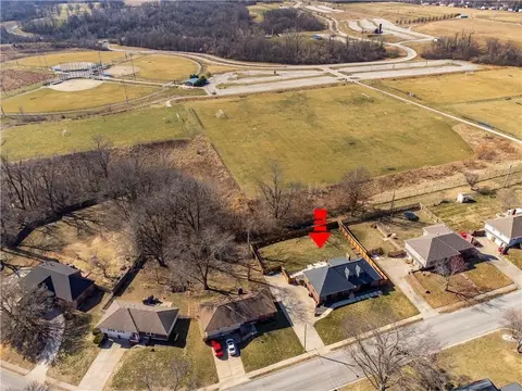 View/Area - 17905 E Cheyenne Dr, Independence, MO 64056 photo 3 of 3