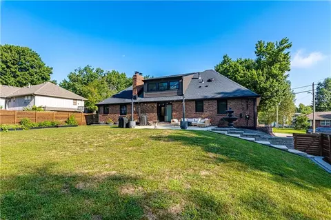 Exterior - 17905 E Cheyenne Dr, Independence, MO 64056 photo 6 of 6
