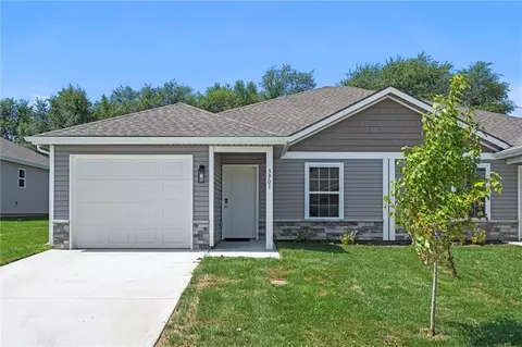 3933 NW 94th St, Kansas City, MO 64154