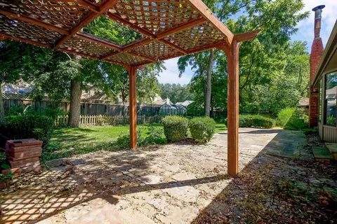 Exterior - 18604 E 27th St, Independence, MO 64057 photo 8 of 8