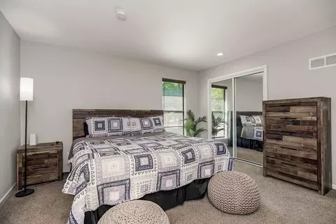 Bedroom - 18604 E 27th St, Independence, MO 64057 photo 2 of 4