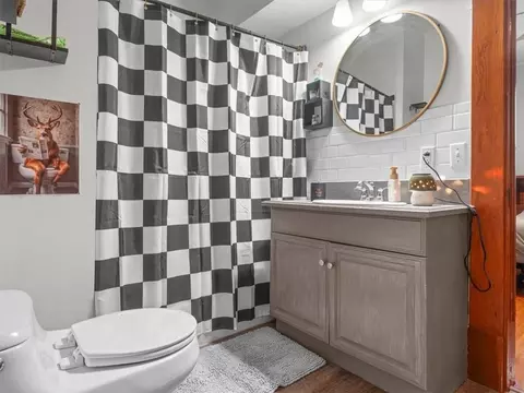 Bath - 3405 Mitchell Ave, Saint Joseph, MO 64507 photo 1 of 1