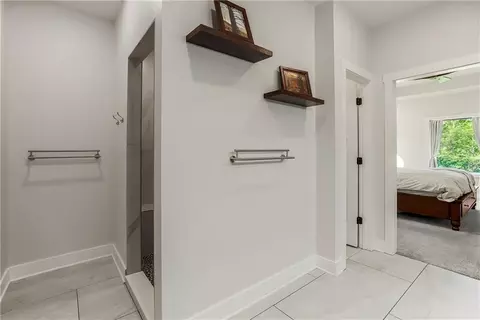 Entry Way - 11606 E 355th St, Drexel, MO 64742 photo 3 of 6