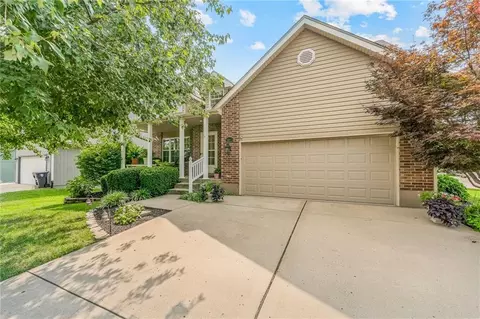 10912 N Wallace Ave, Kansas City, MO 64157