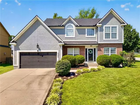 5304 Payne St, Shawnee, KS 66226