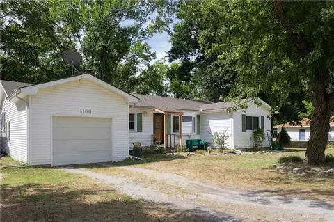 4100 Main St, Parsons, KS 67357