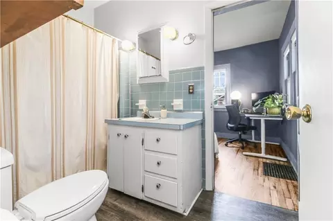Bath - 1116 W Maple Ave, Independence, MO 64050 photo 1 of 1
